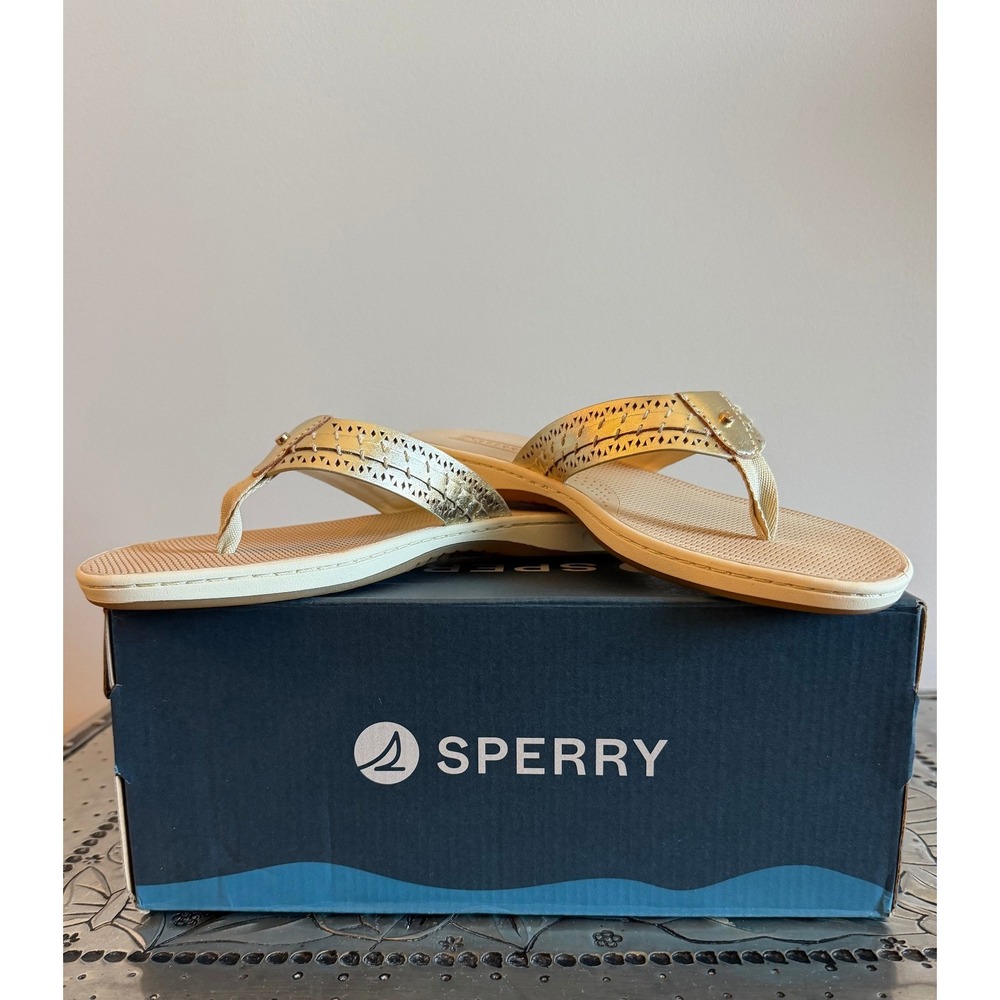 NEW IN BOX Women's Sperry Size 8.5 Seafish 3 Flip Flop Sandal Gold Leather